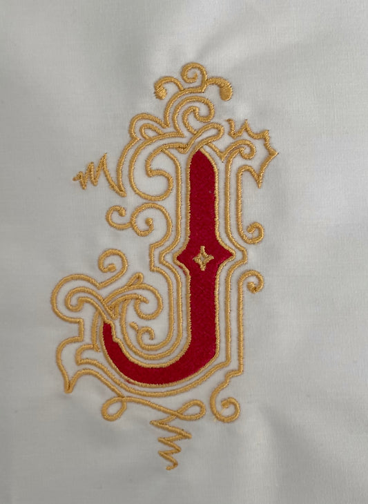 Monogram Guest Bath Hand Towel. Beautiful Monogram Letter With Scrolling