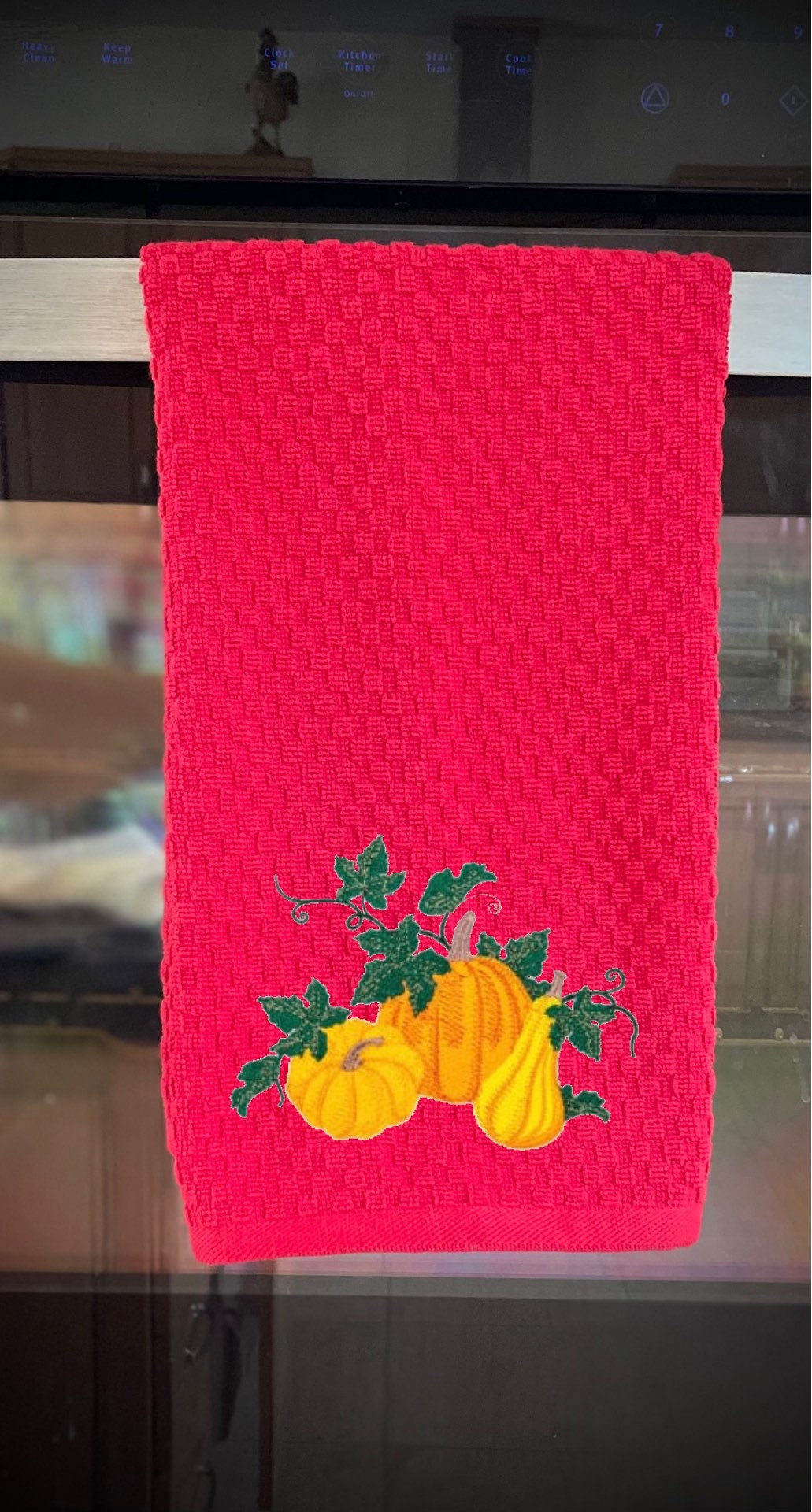 Fall Pumpkins Embroidered Kitchen Towel. Beautiful Autumn Decoration. 100% Cotton Towels