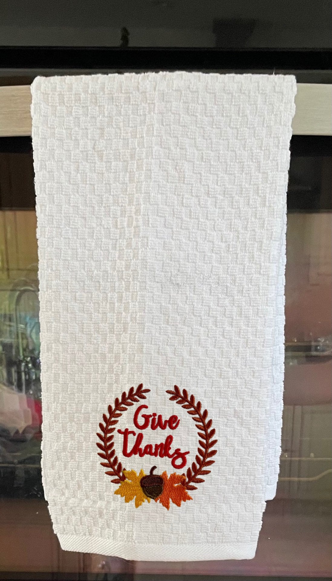Give Thanks Embroidered Kitchen Towel. Beautiful Autumn Decoration. 100% Cotton Towels